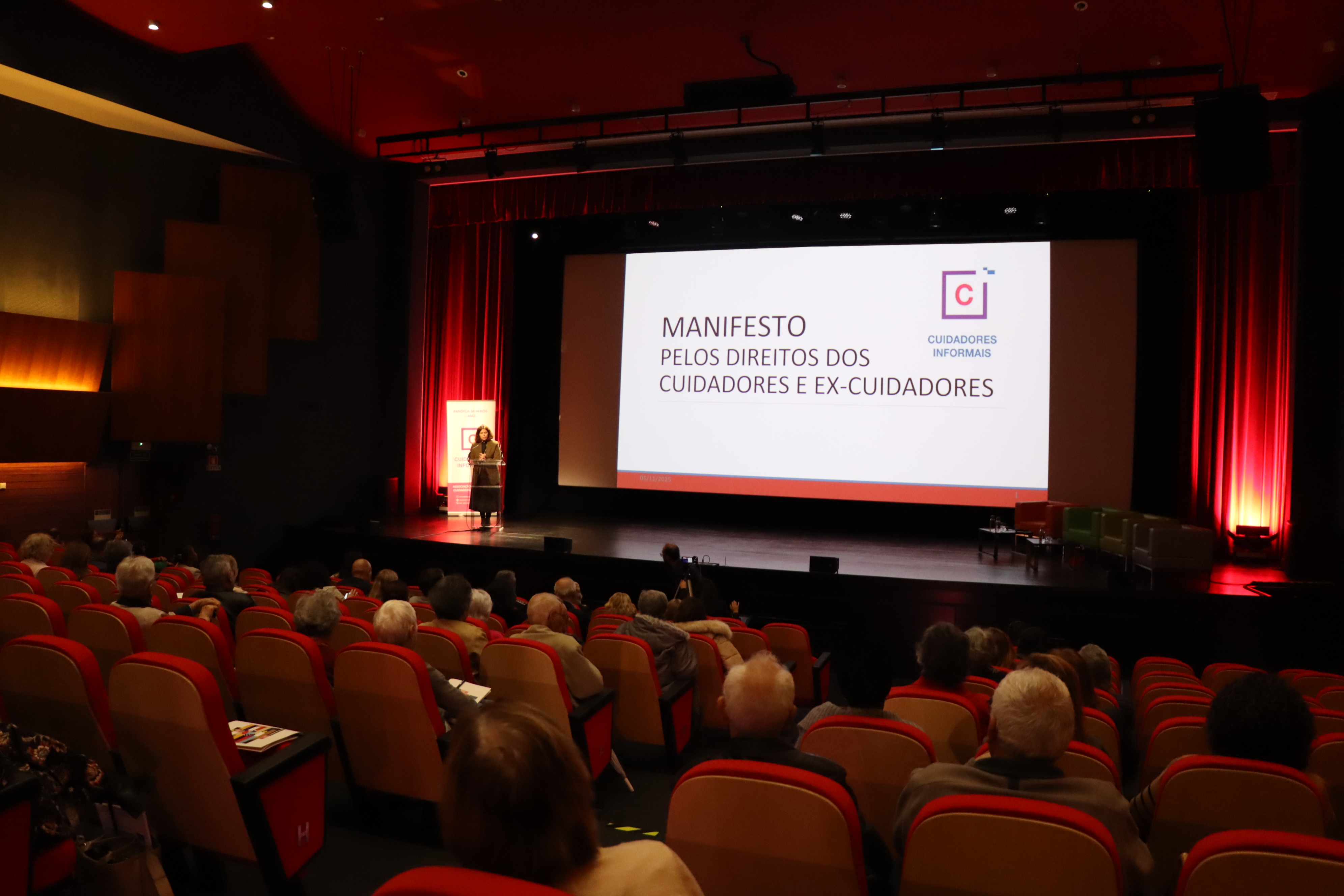 Entroncamento acolheu o VII Encontro Nacional de Cuidadores Informais que contou com a presença de Marcelo Rebelo de Sousa