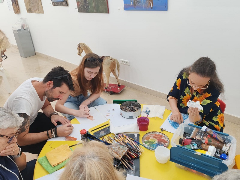 Oficina de Pintura por Bló Pestana, Emília Pedroso e Piedade Góis