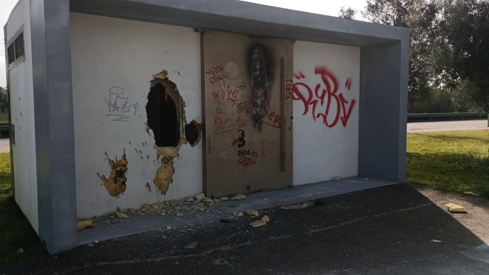 Vandalismo no Módulo de Casa de Banho do Parque Radical do Entroncamento