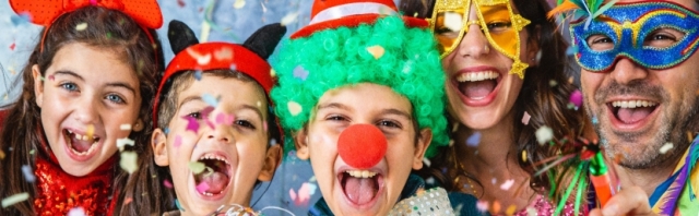 Noite Carnavalesca e Concurso de Mascarados